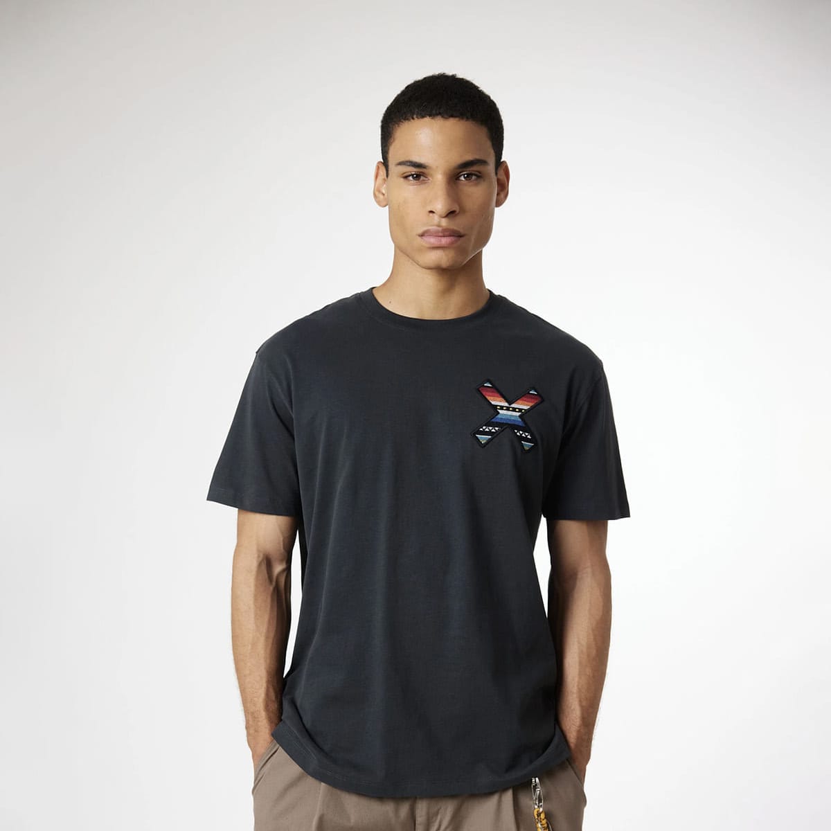 Polera M/C Unisex Classic Tee Negro Blue Banana